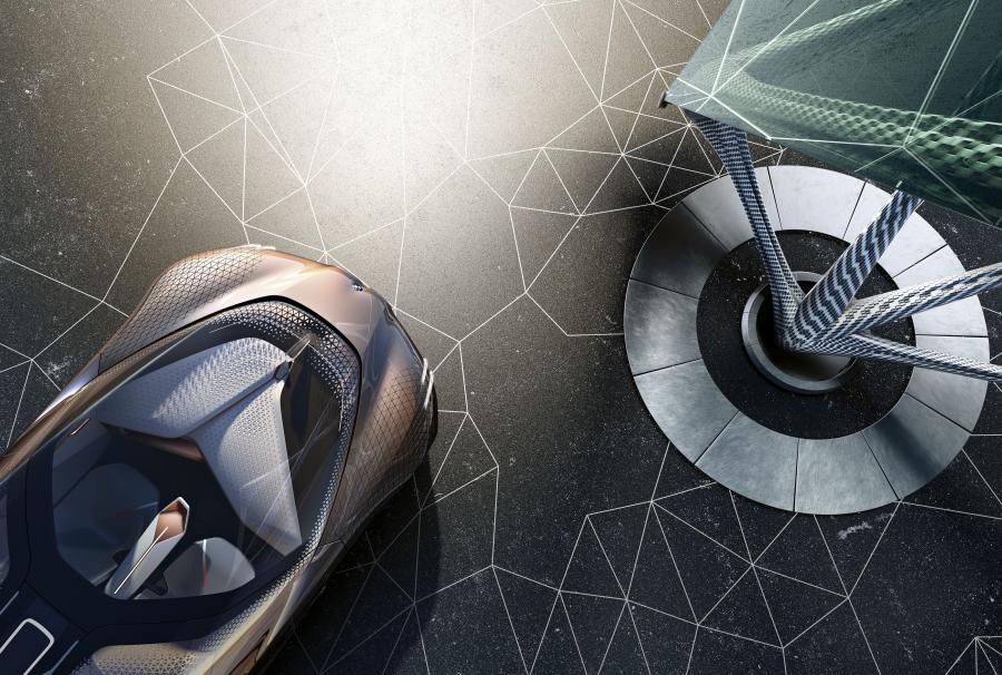  BMW Vision Next 100 2016 года  (фото 28 из 157)
